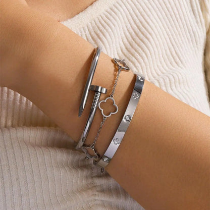 Conjunto de Pulseiras Francesas com Trevo da Sorte