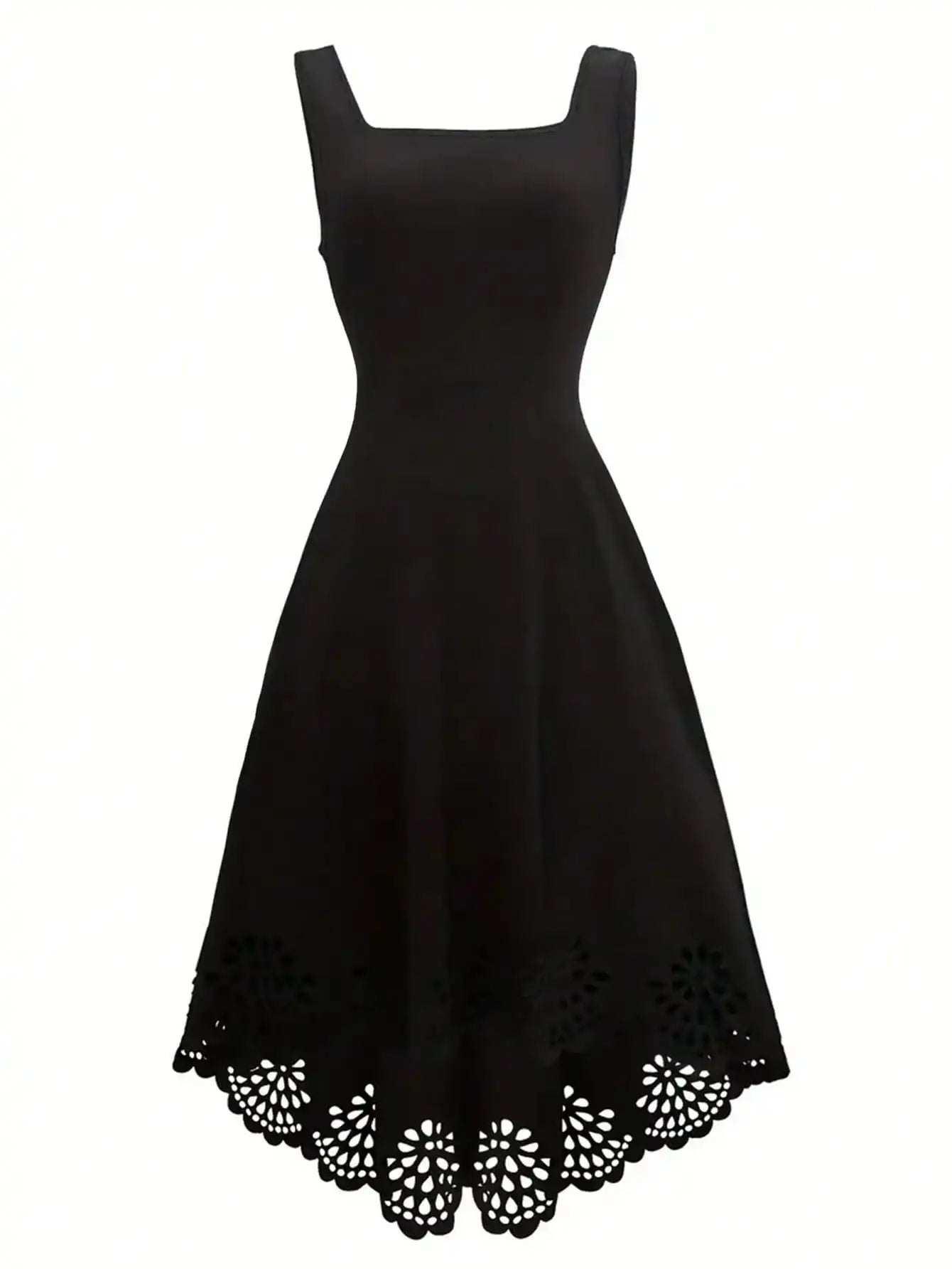 Vestido Preto com Renda e Decote Quadrado