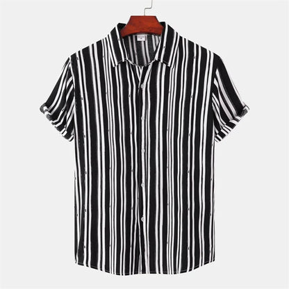 Camisa Estilo Havaiano Listrada e Xadrez em Preto e Branco