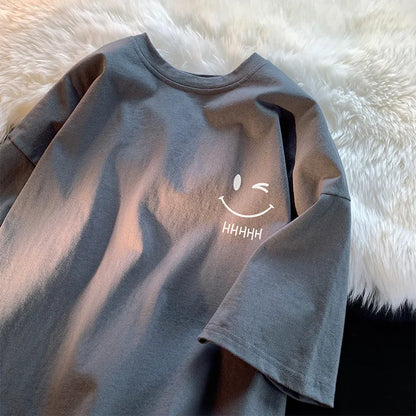 Camiseta Manga Curta Oversized e Folgada