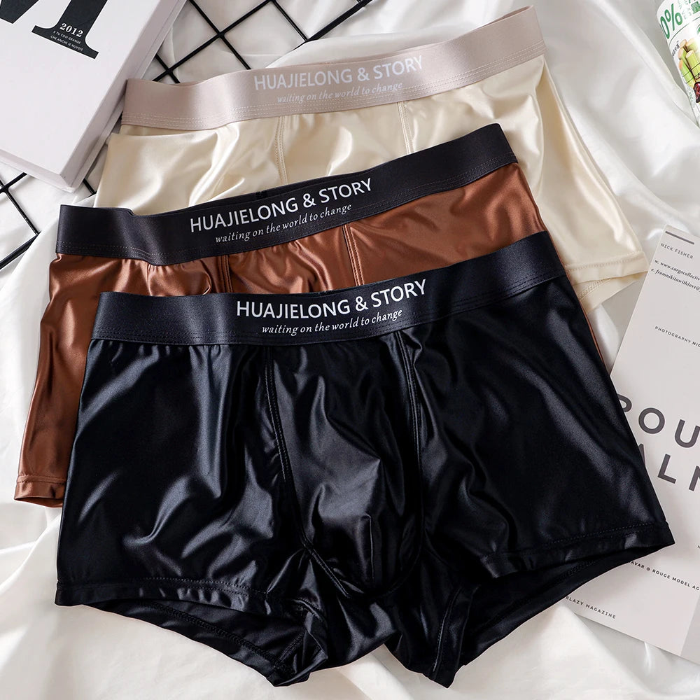 Kit 1 ou 3 Unidades de Cuecas Boxer em Seda Gelo e Cetim