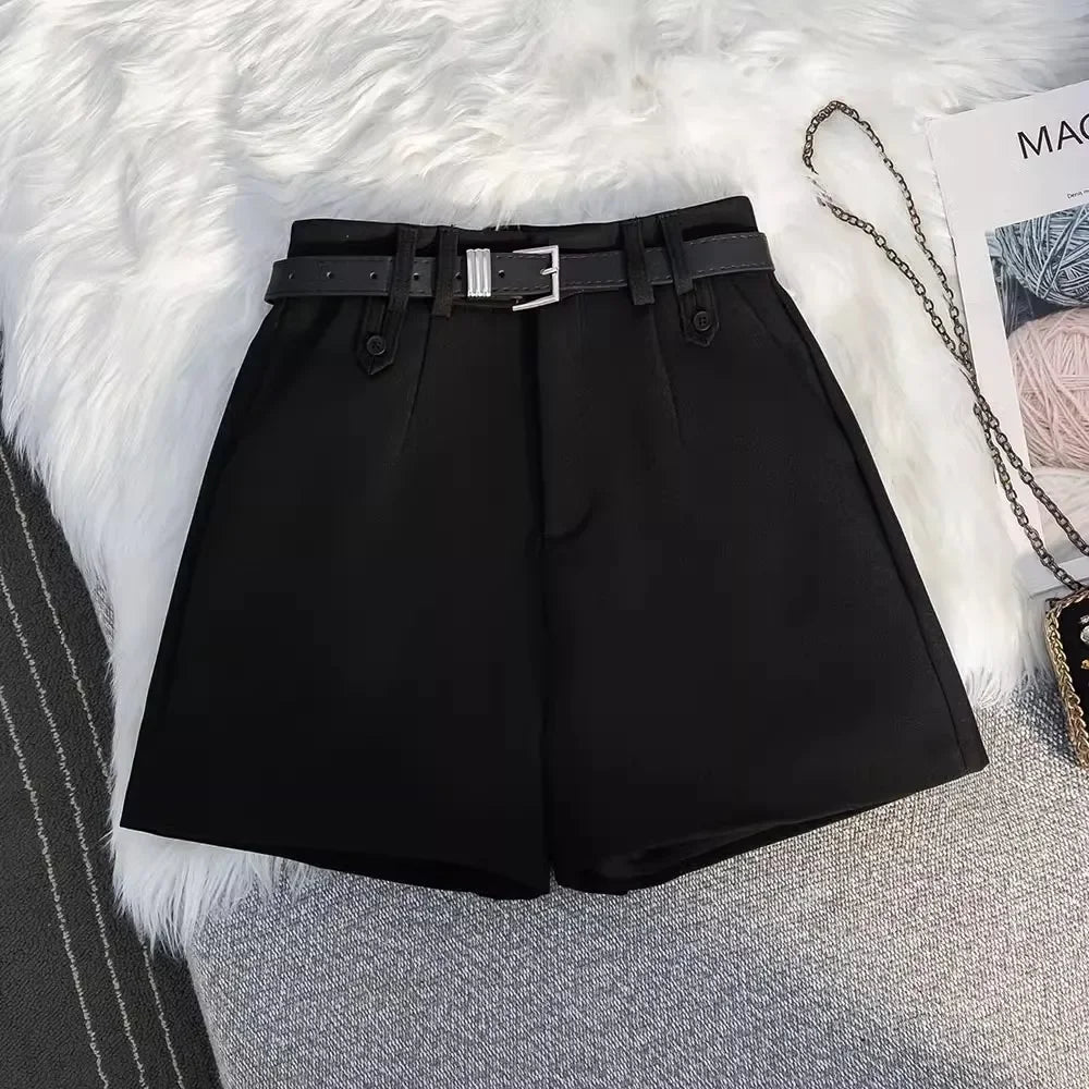Short Feminino de Alfaiataria  de Cintura Alta