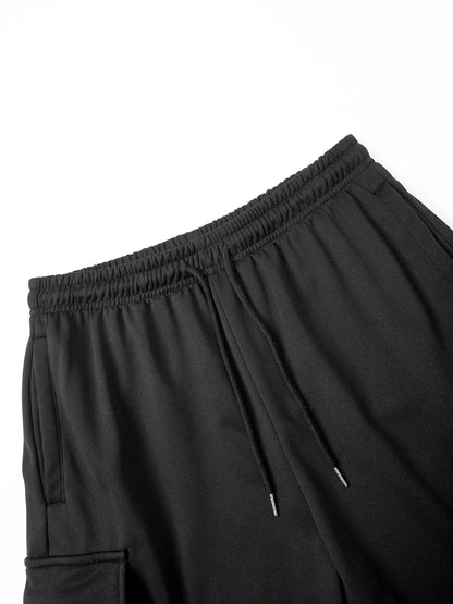 Bermudas Cargo com Vários Bolsos