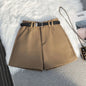 Short Feminino de Alfaiataria  de Cintura Alta