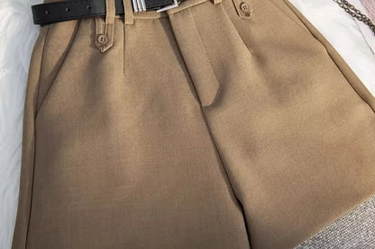 Short Feminino de Alfaiataria  de Cintura Alta