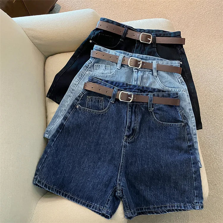 Short Jeans Feminino de Cintura Alta