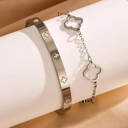 Conjunto de Pulseiras Francesas com Trevo da Sorte