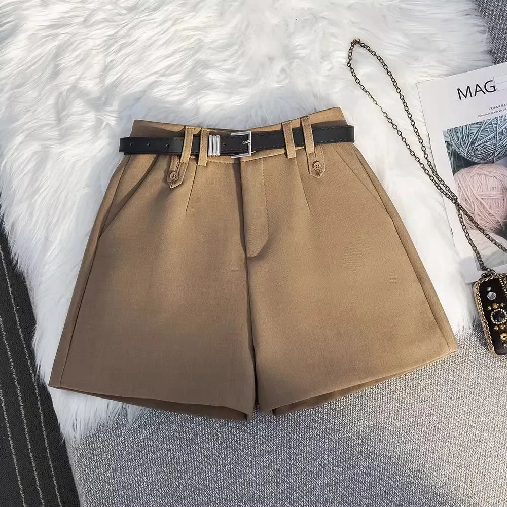 Short Feminino de Alfaiataria  de Cintura Alta