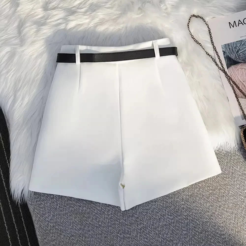 Short Feminino de Alfaiataria  de Cintura Alta