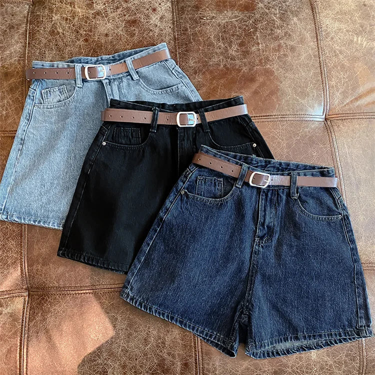 Short Jeans Feminino de Cintura Alta