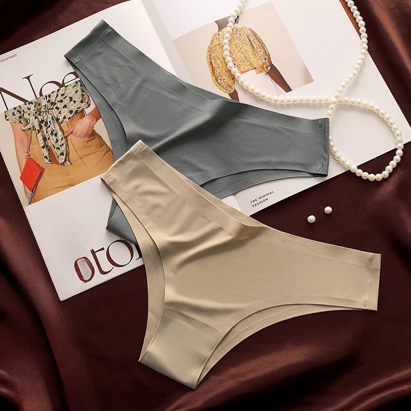 Conjunto com 4 Calcinhas Brasileiras Sem Costura