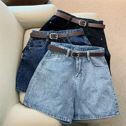 Short Jeans Feminino de Cintura Alta
