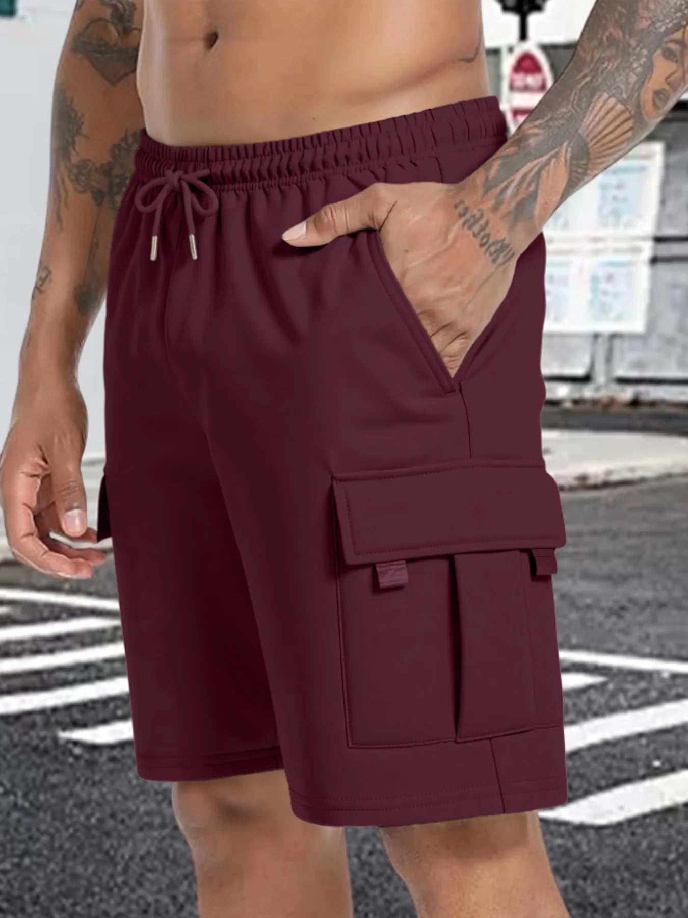 Bermudas Cargo com Vários Bolsos