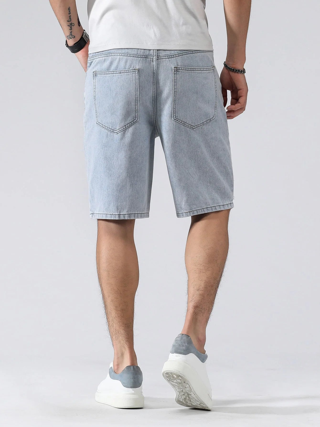 Bermuda Jeans Masculina Streetwear Rasgadas com Estampa