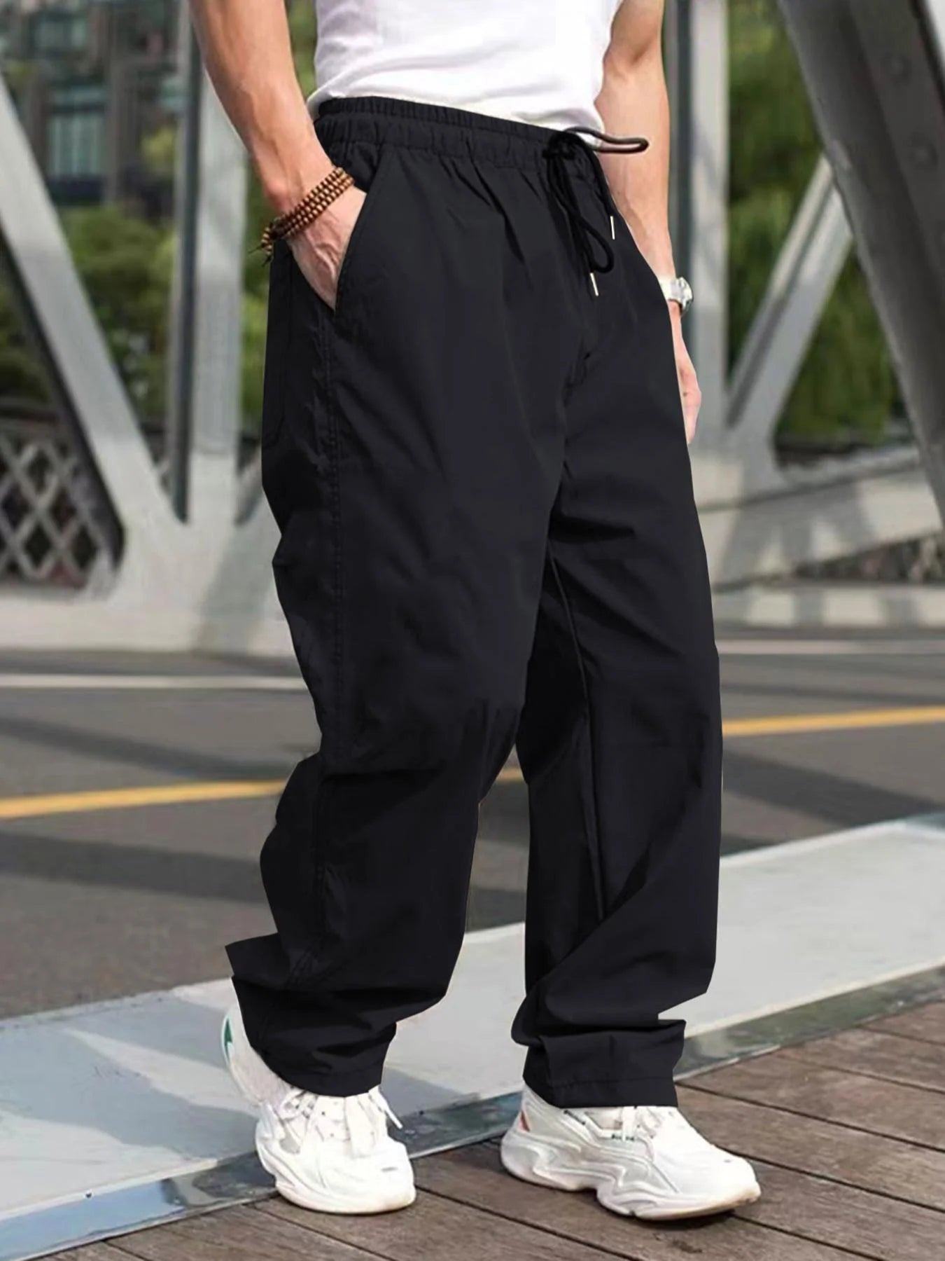 Calça Cargo com Cordão na Cintura