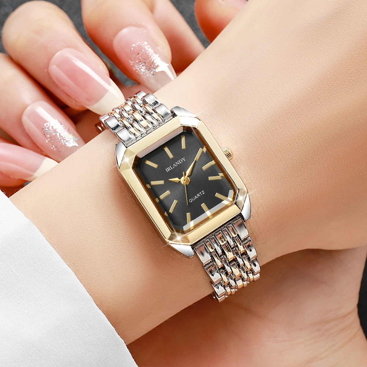 Relógio Feminino Retangular com Pulseira de Aço