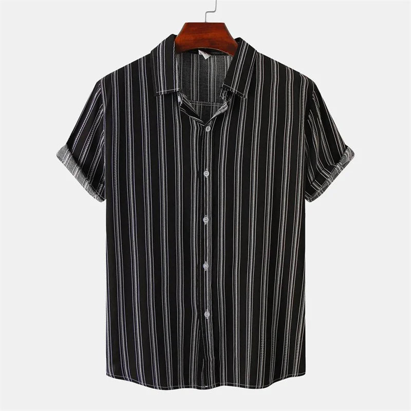 Camisa Estilo Havaiano Listrada e Xadrez em Preto e Branco