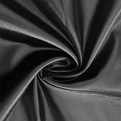 Saia Curta de Couro Sintético (Faux Leather)