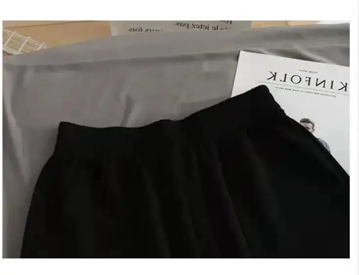 Shorts Esportivo de Tecido Fino de Cintura Alta Solta
