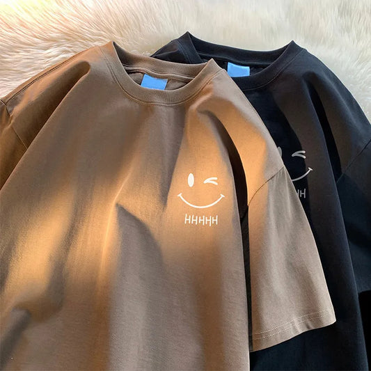 Camiseta Manga Curta Oversized e Folgada