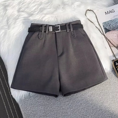 Short Feminino de Alfaiataria  de Cintura Alta