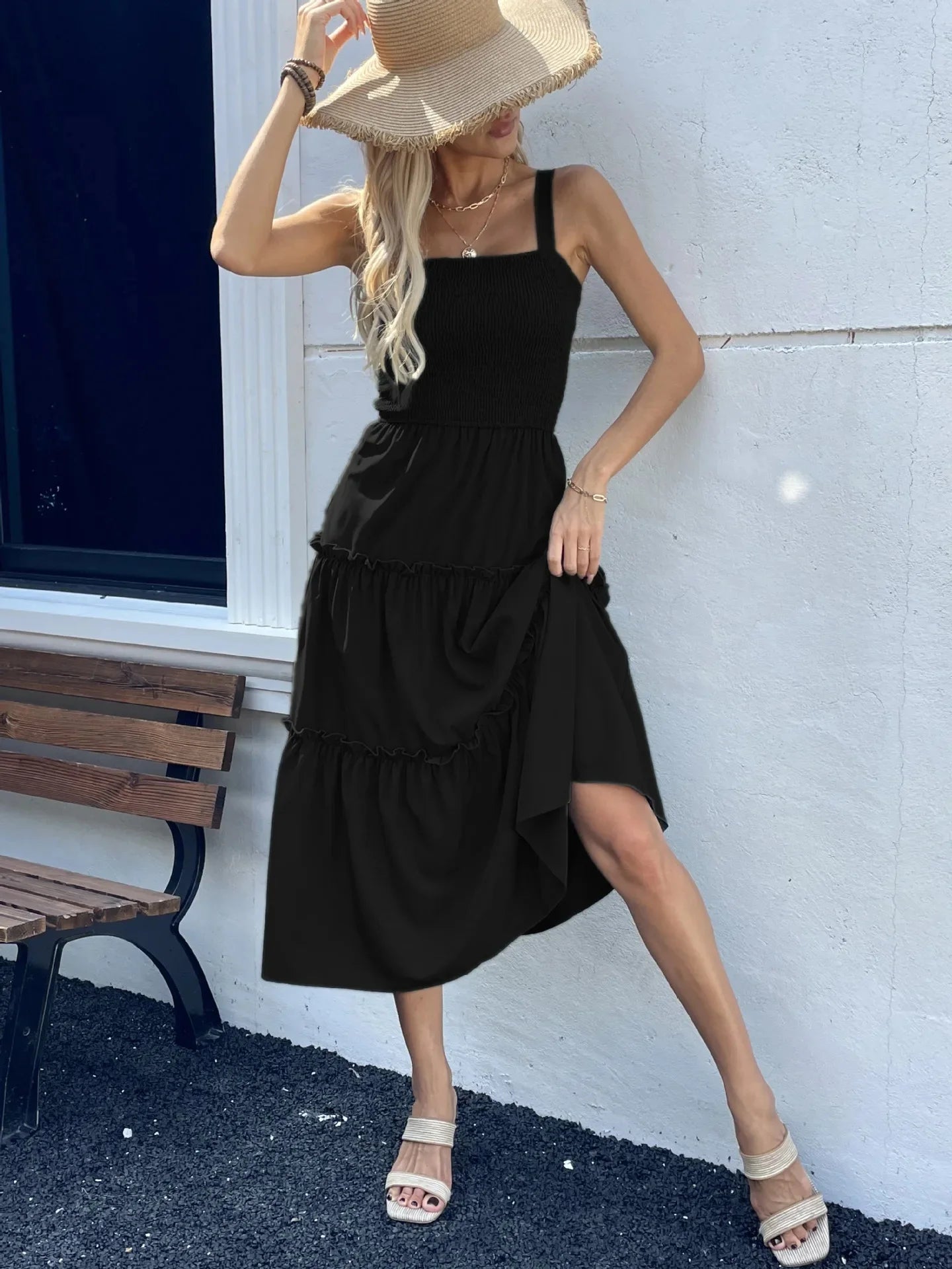 Vestido Feminino Halter Verão Cintura Elástica Midi Lisa Sem Mangas