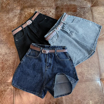 Short Jeans Feminino de Cintura Alta