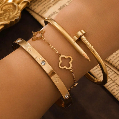 Conjunto de Pulseiras Francesas com Trevo da Sorte