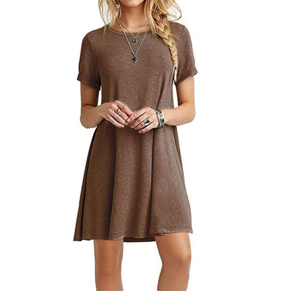 Vestido com Gola Redonda e Manga Curta